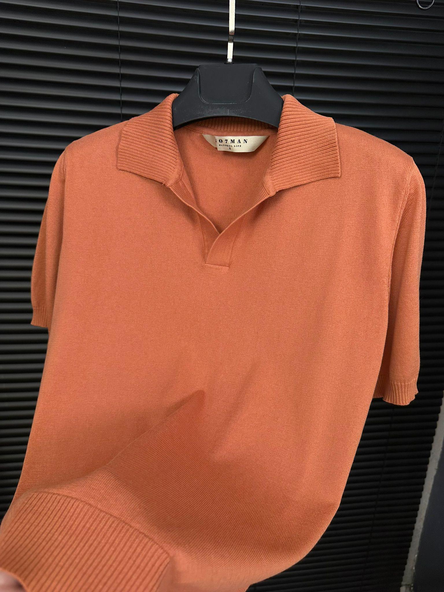 Triko Kumaş Yakalı T-Shirt