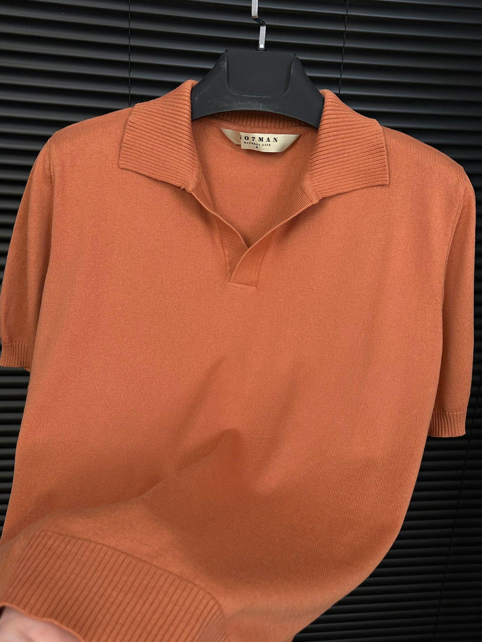Triko Kumaş Yakalı T-Shirt