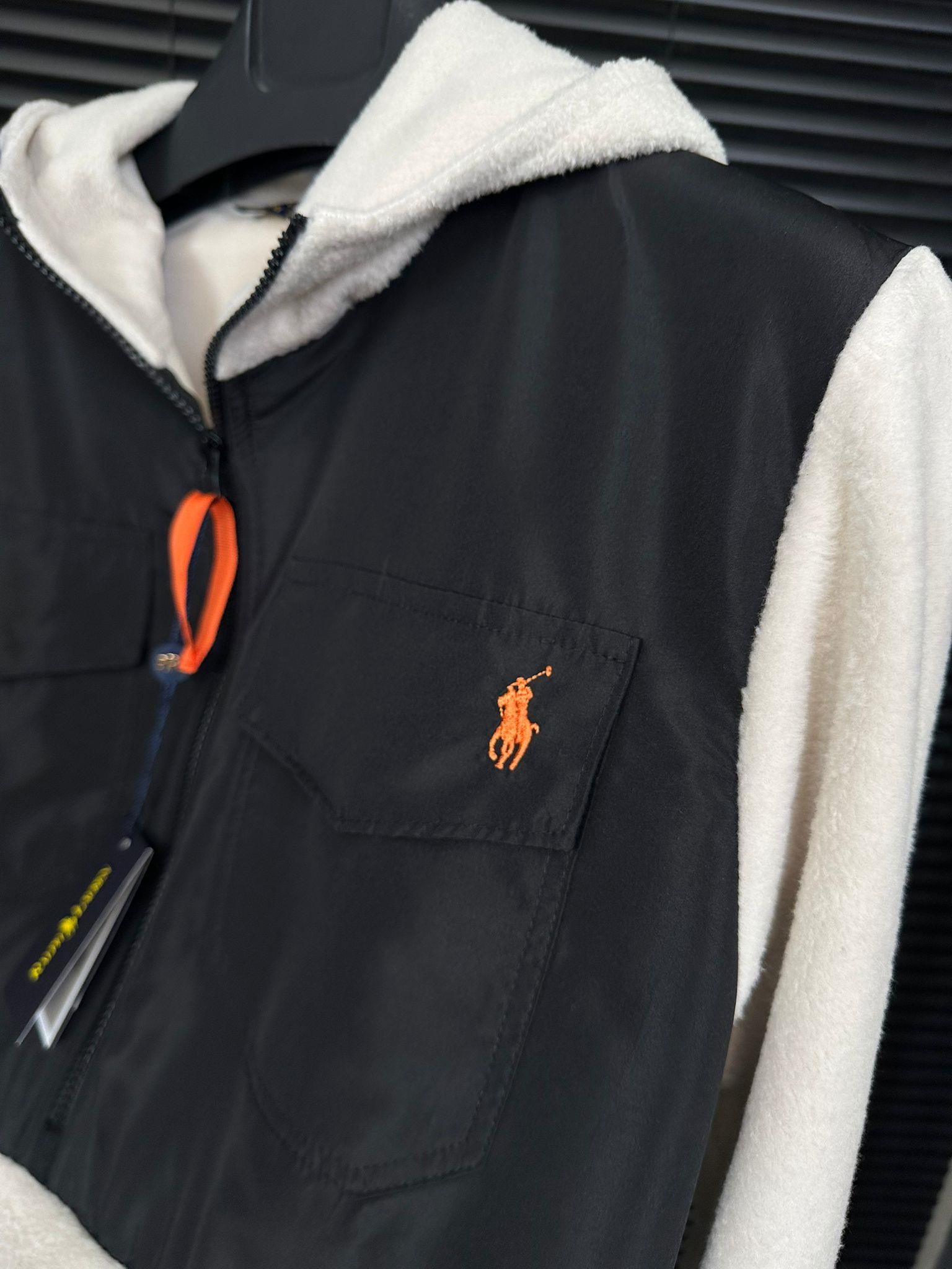 Nakış Logolu Kapşonlu Yarım Fermuarlı Sweatshirt