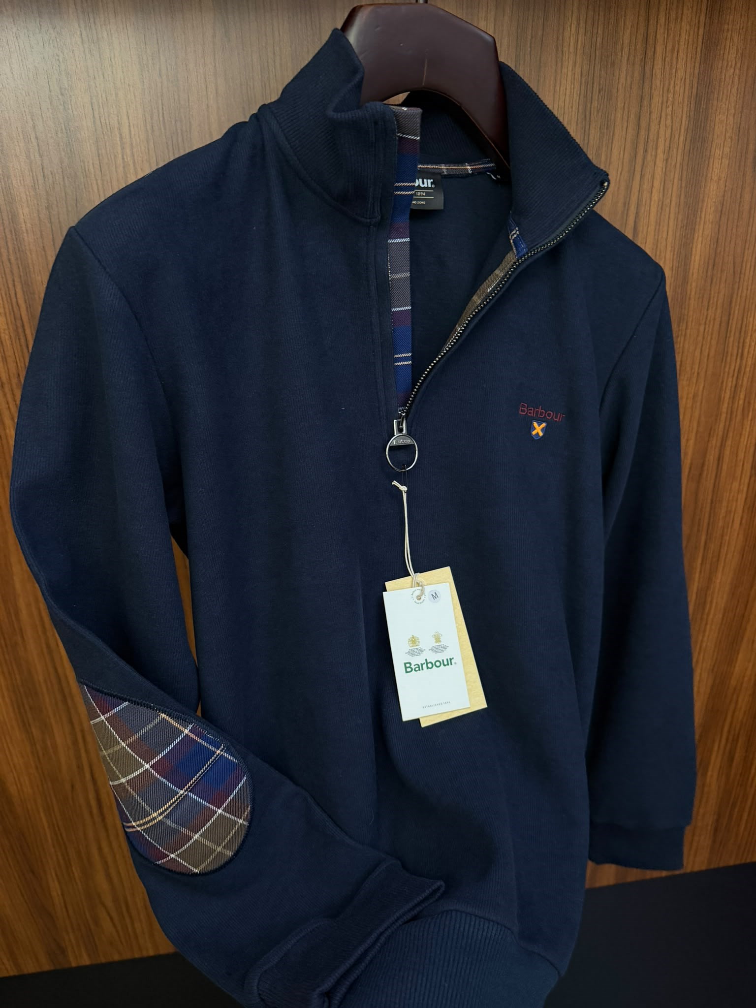 Nakış Logolu Yama Detaylı Yarım Fermuarlı Selanik Sweatshirt