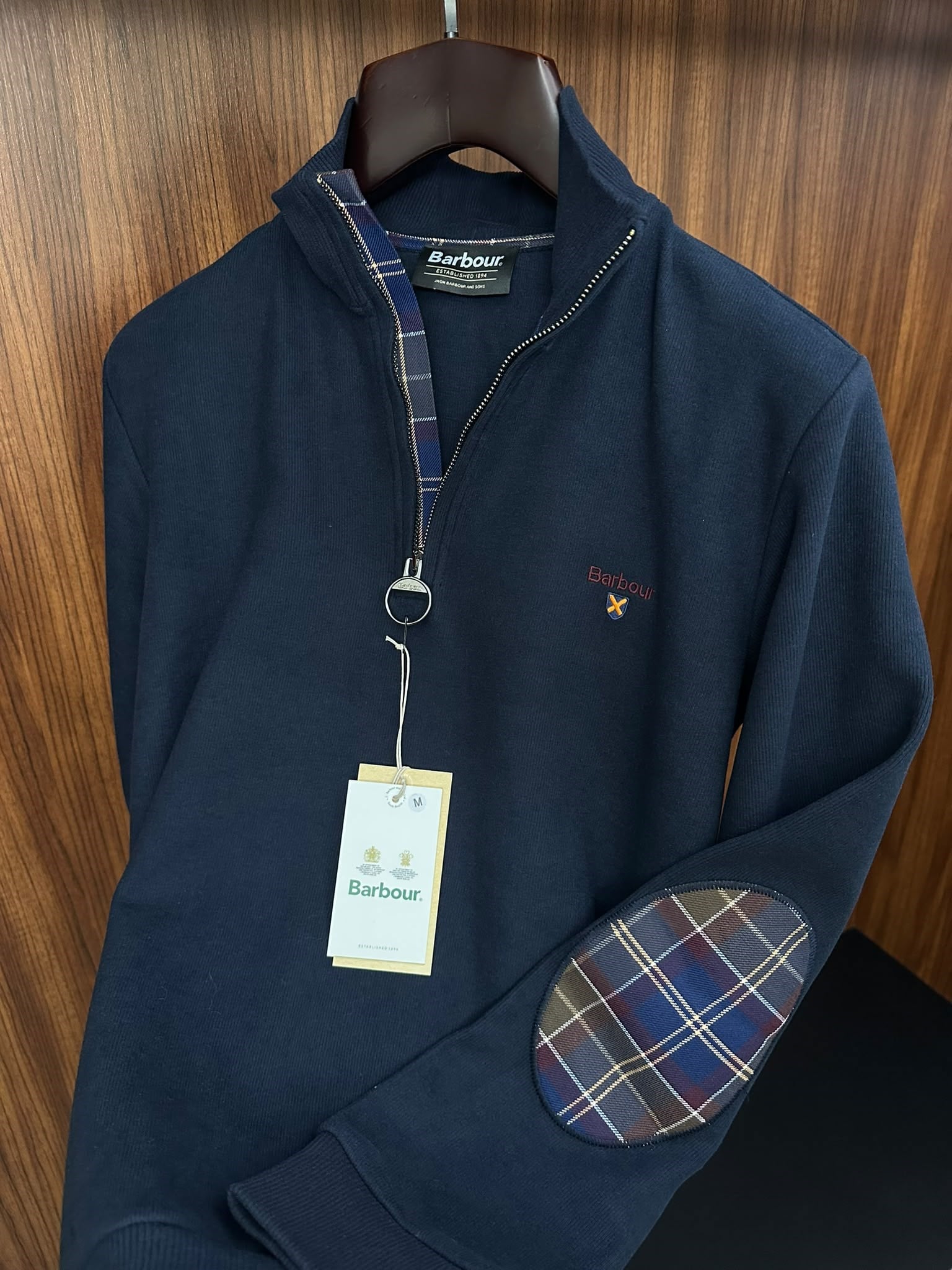 Nakış Logolu Yama Detaylı Yarım Fermuarlı Selanik Sweatshirt