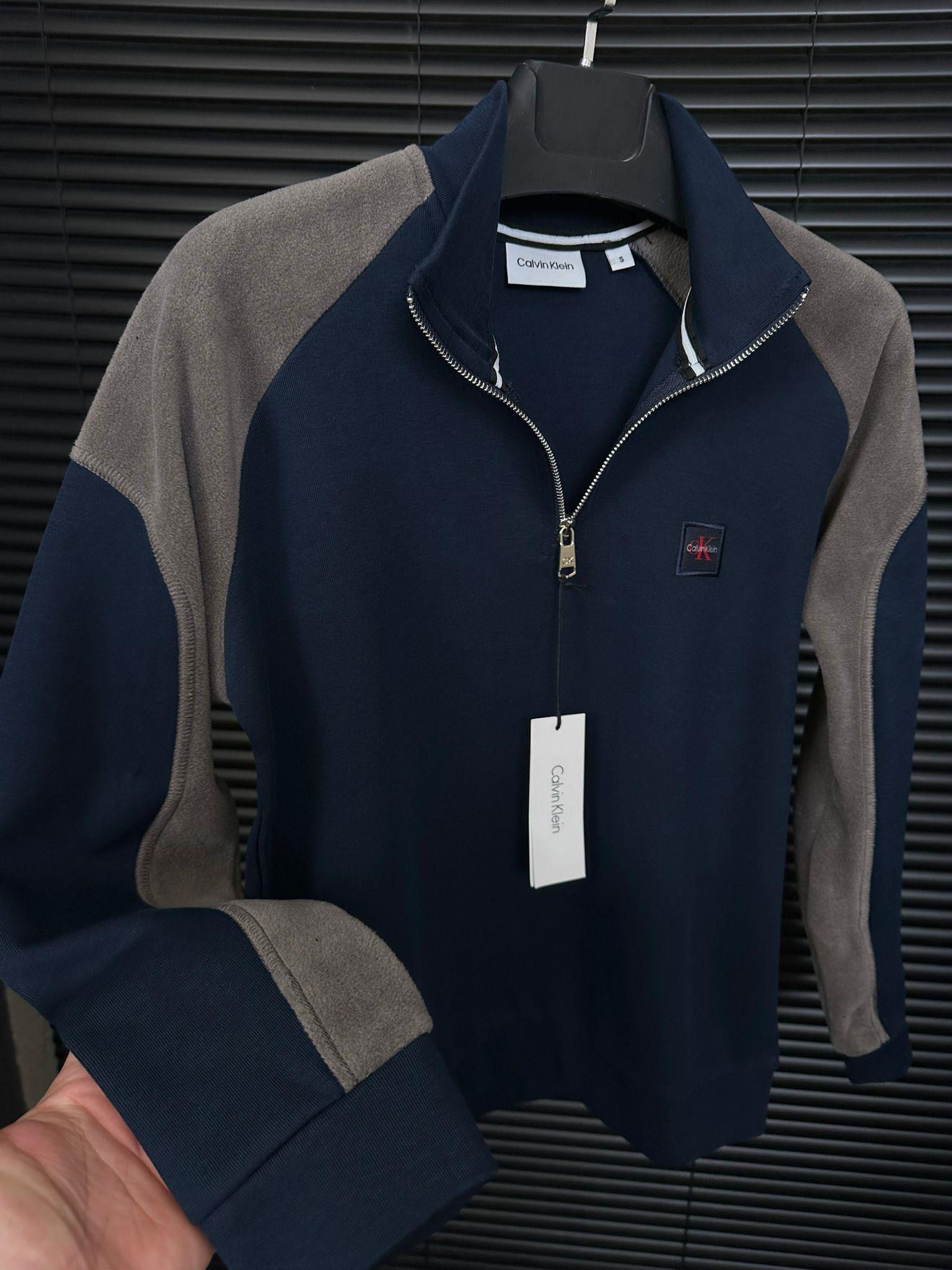 Nakış Logolu Yarım Fermuarlı Sweatshirt