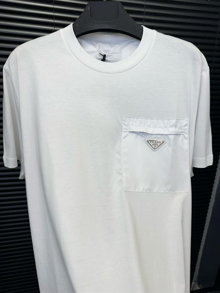 Cep Detaylı Metal Armalı Basic T-Shirt - Beyaz