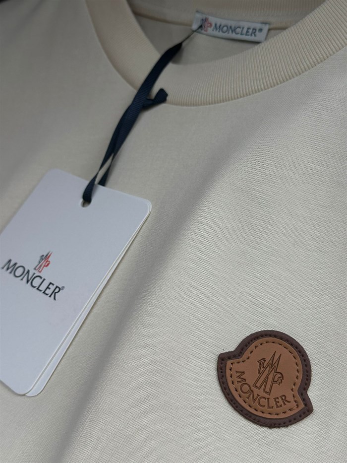 Deri Logolu Bisiklet Yaka T-Shirt