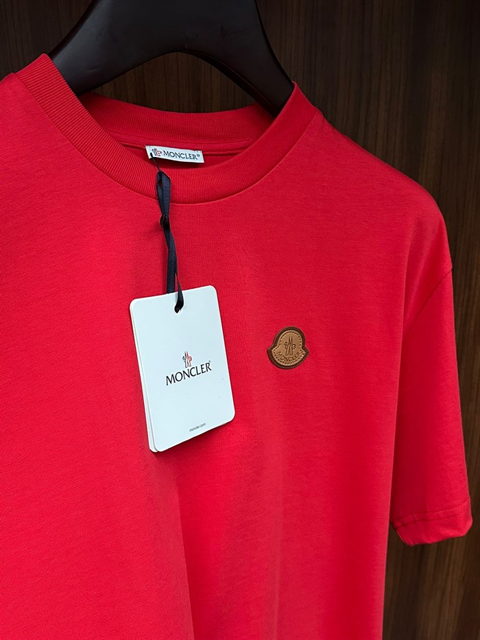 Deri Logolu Bisiklet Yaka T-Shirt