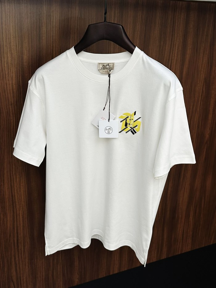 Deri Logolu Bisiklet Yaka T-Shirt