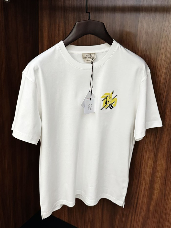 Deri Logolu Bisiklet Yaka T-Shirt