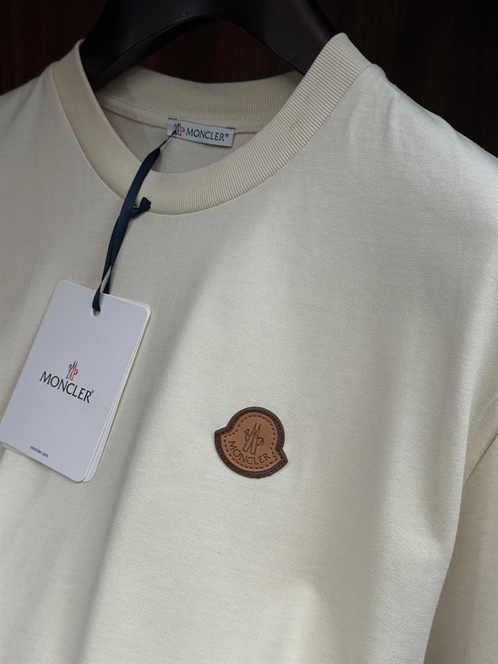 Deri Logolu Bisiklet Yaka T-Shirt