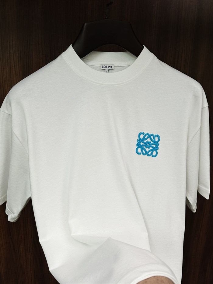 Göğüs İplik Logolu Bisiklet Yaka T-Shirt