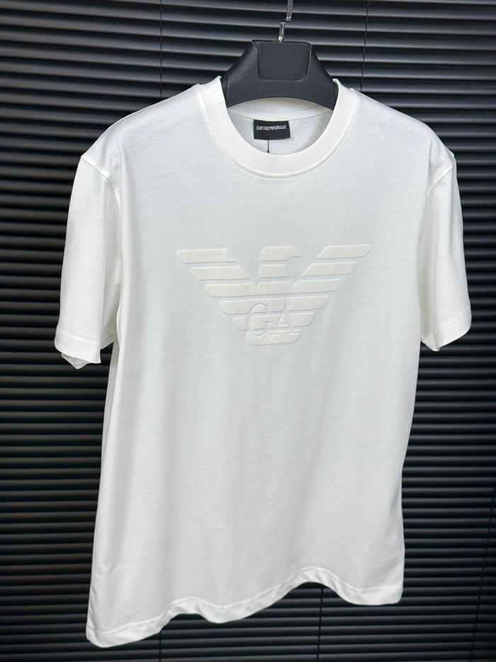Göğüs Kabartma Logolu T-shirt