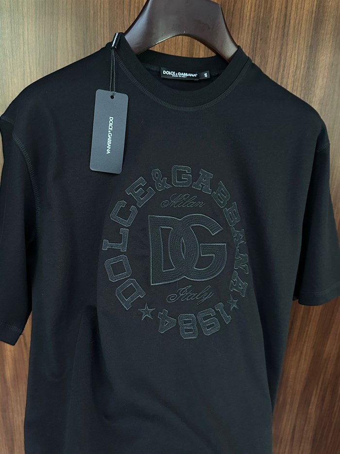 Göğüs Kabartma Logolu T-Shirt