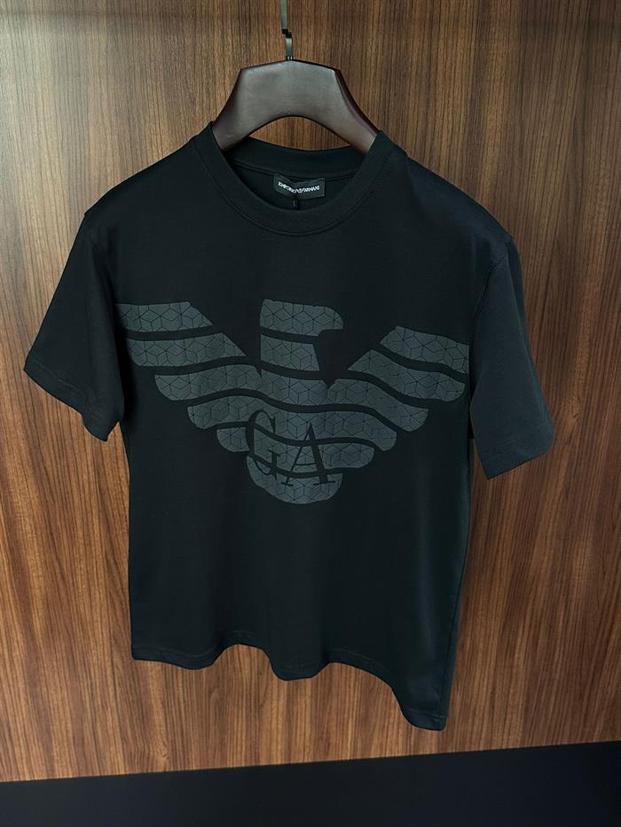 Göğüs Kabartma Logolu T-shirt