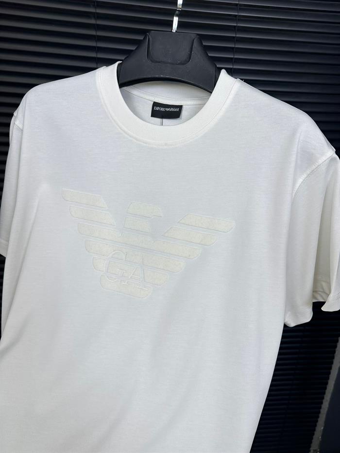 Göğüs Kabartma Logolu T-shirt