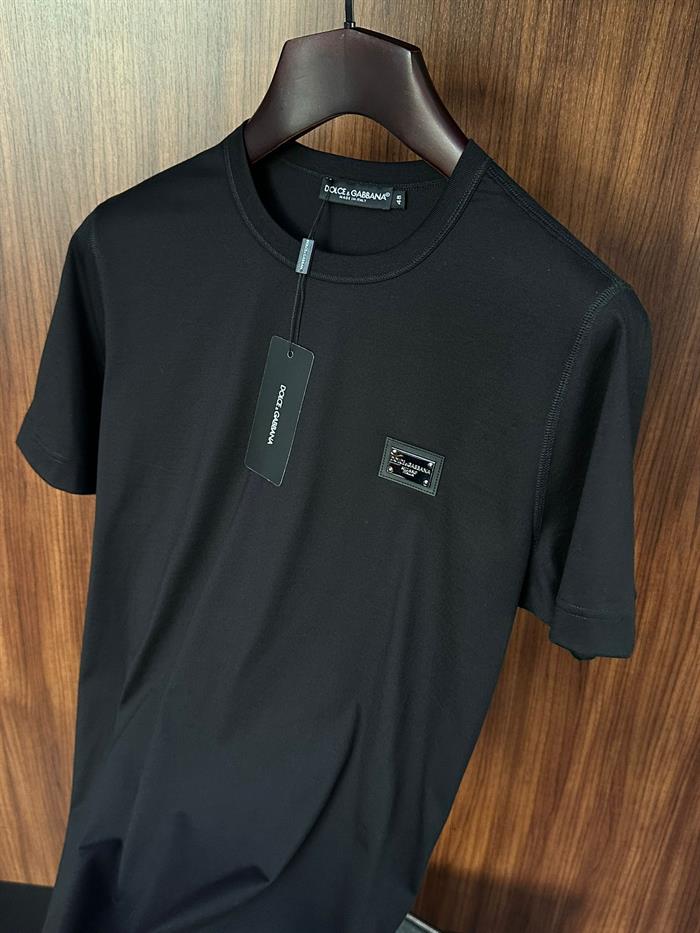 Göğüs Metal Marka Logolu T-Shirt