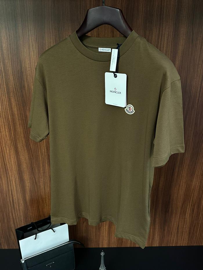 Göğüs Nakış Logolu T-Shirt