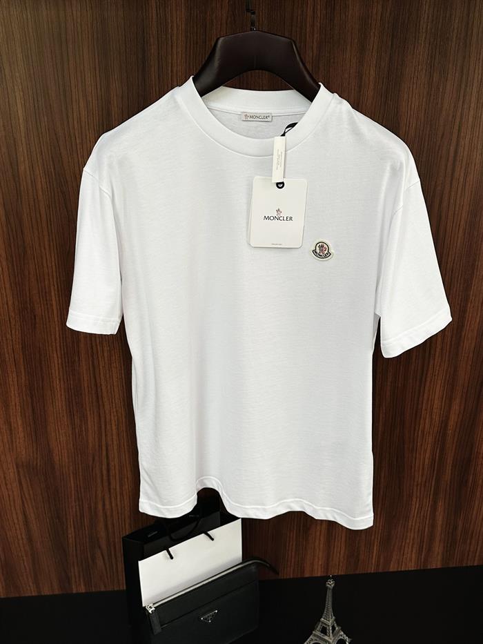 Göğüs Nakış Logolu T-Shirt