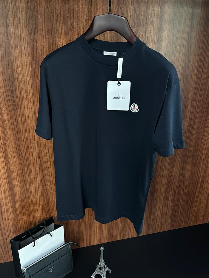 Göğüs Nakış Logolu T-Shirt