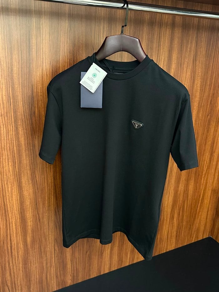 Göğüs Tonaton Metal Logolu T-Shirt