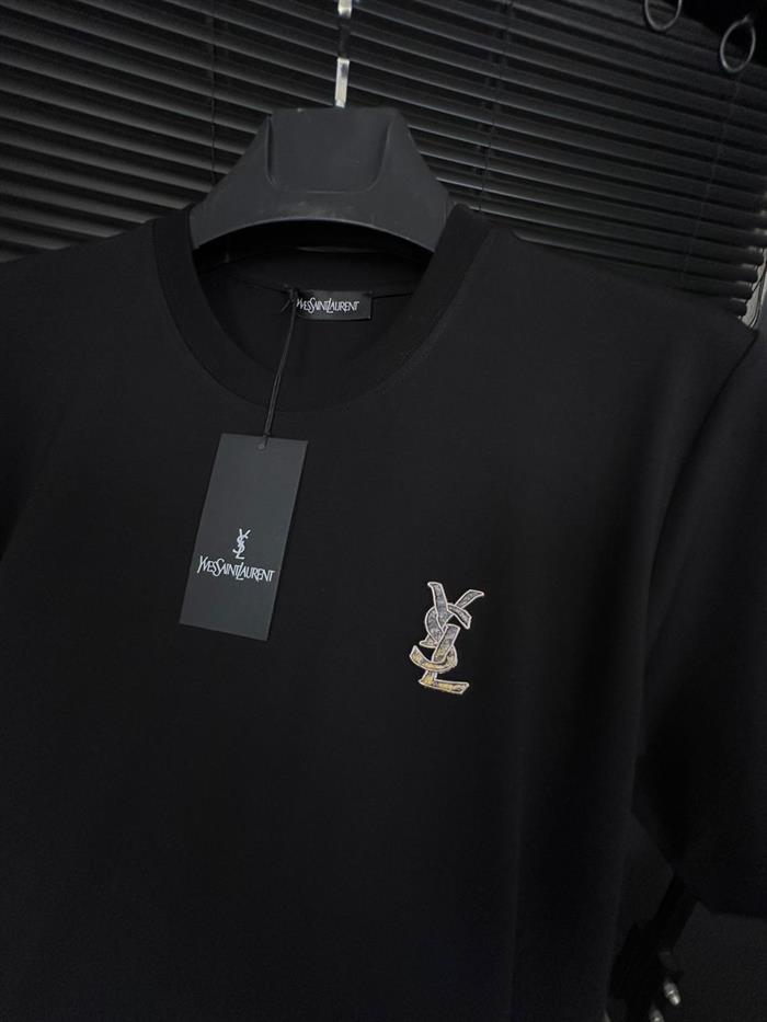 Kabartma Nakış Logolu Basic T-Shirt