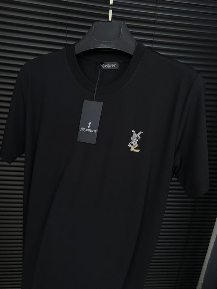 Kabartma Nakış Logolu Basic T-Shirt