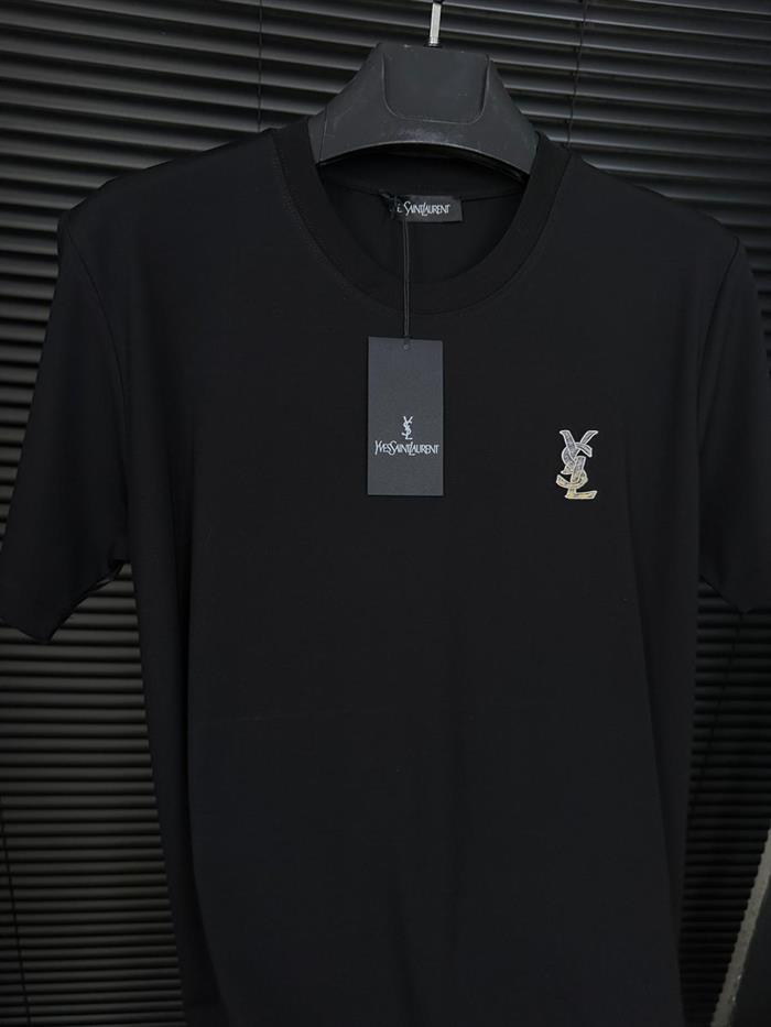 Kabartma Nakış Logolu Basic T-Shirt