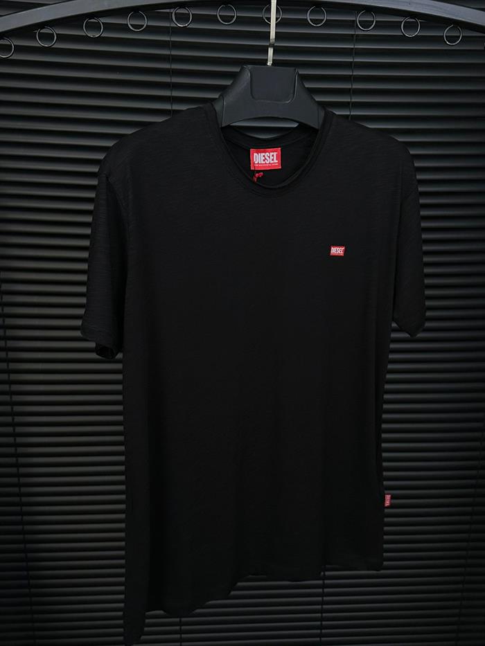 Marka Logolu Flamlı Kumaş T-Shirt