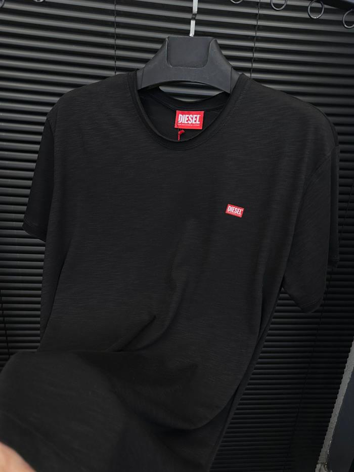 Marka Logolu Flamlı Kumaş T-Shirt