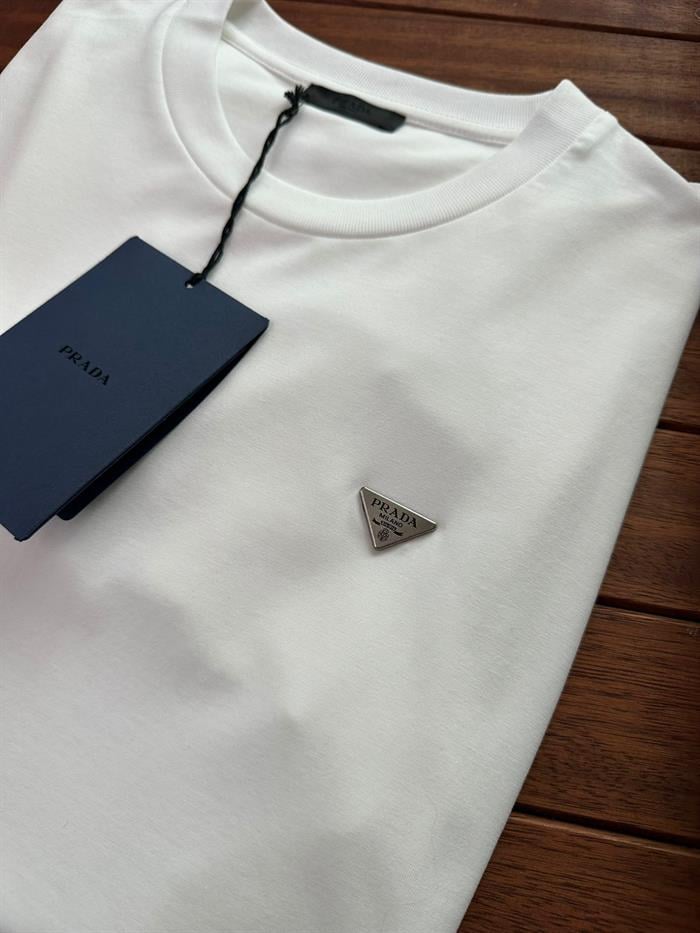 Metal Logolu Basic T-Shirt