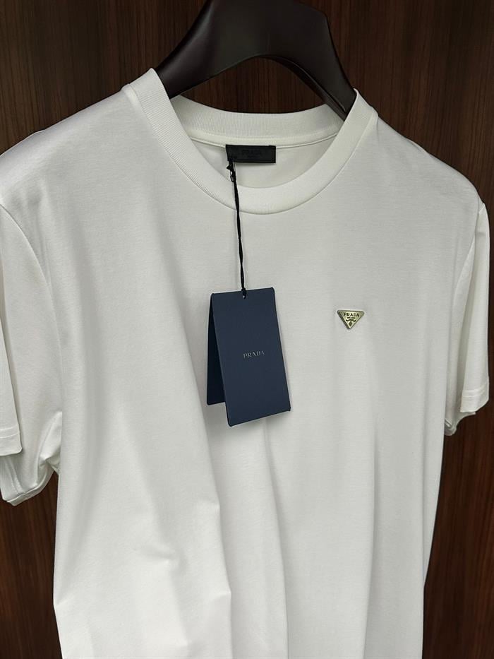 Metal Logolu Basic T-Shirt