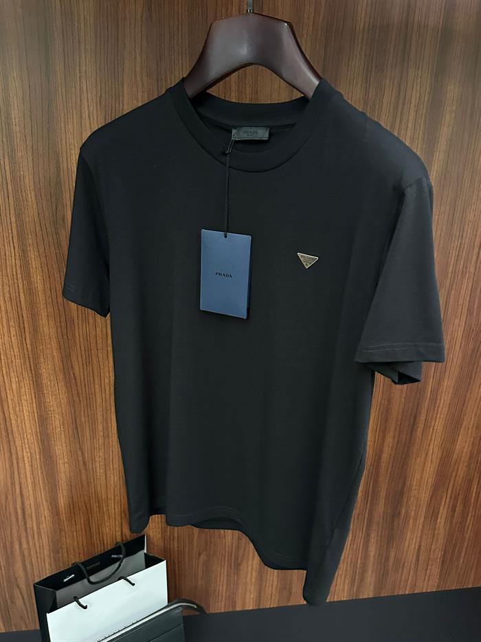 Metal Logolu Basic T-Shirt