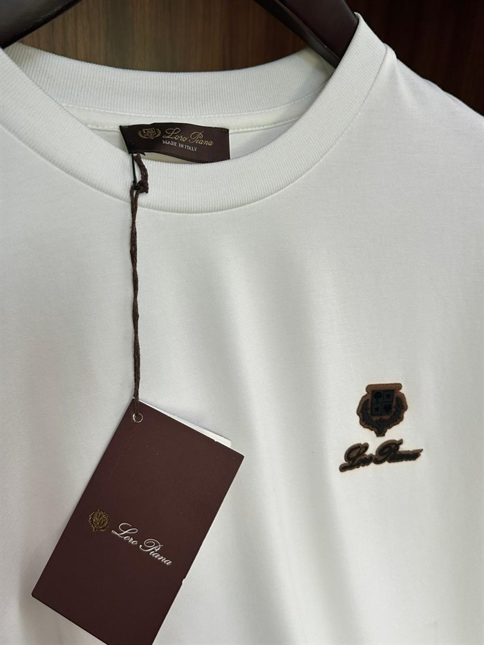 Nakış Arma Üzeri Silikon Logolu T-Shirt