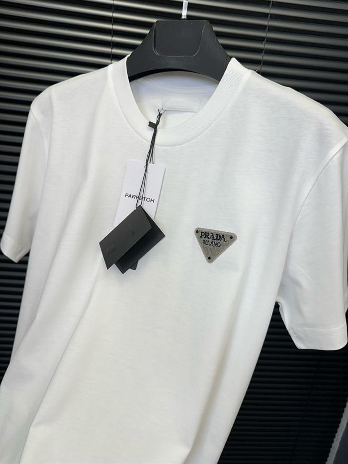 Nakış Kabartma Logolu Basic T-Shirt