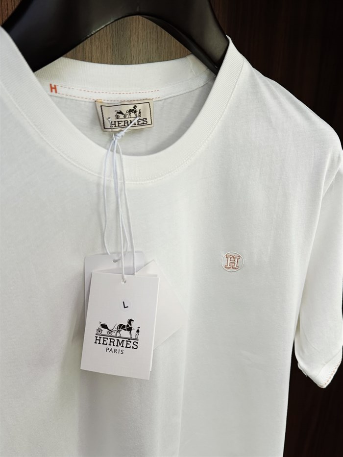 Nakış Logolu Bisiklet Yaka T-Shirt