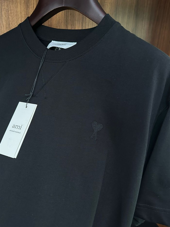 Nakış Logolu T-Shirt