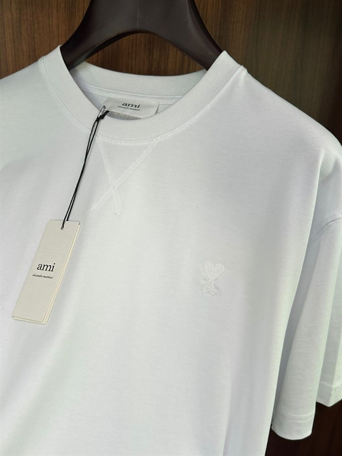 Nakış Logolu T-Shirt