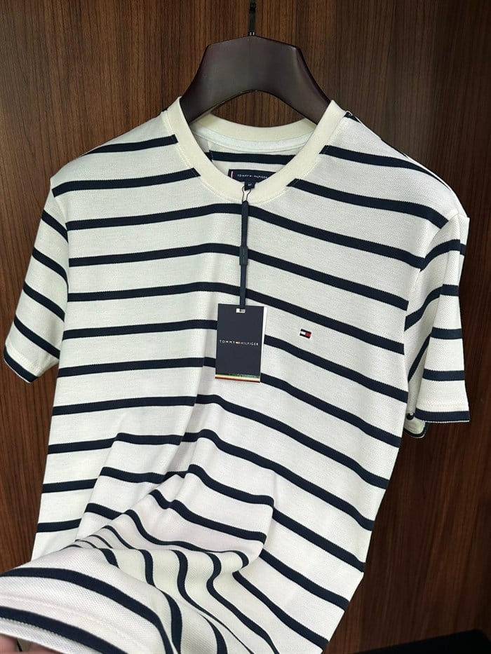 Nakış Logolu Yatay Çizgili T-Shirt