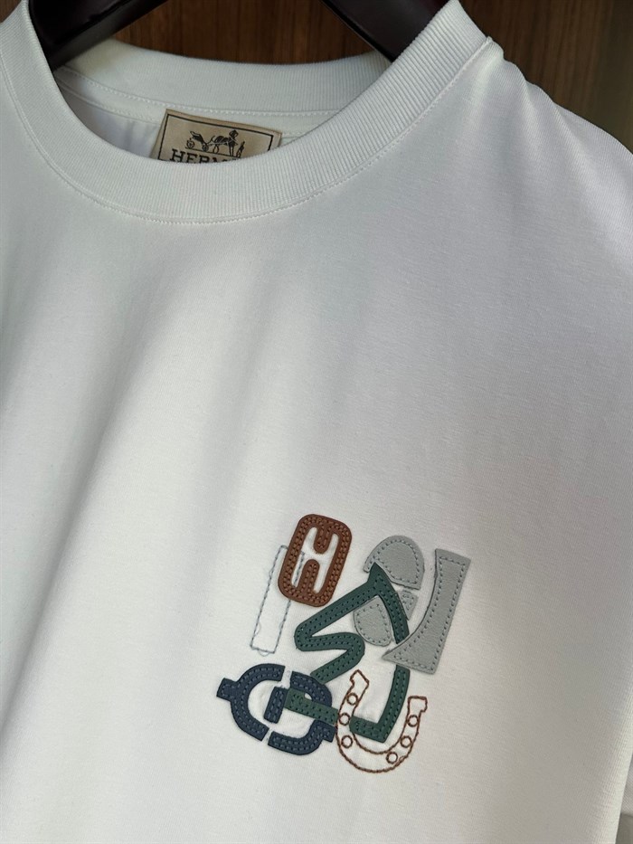 Puzzle Plastik Logo T-Shirt