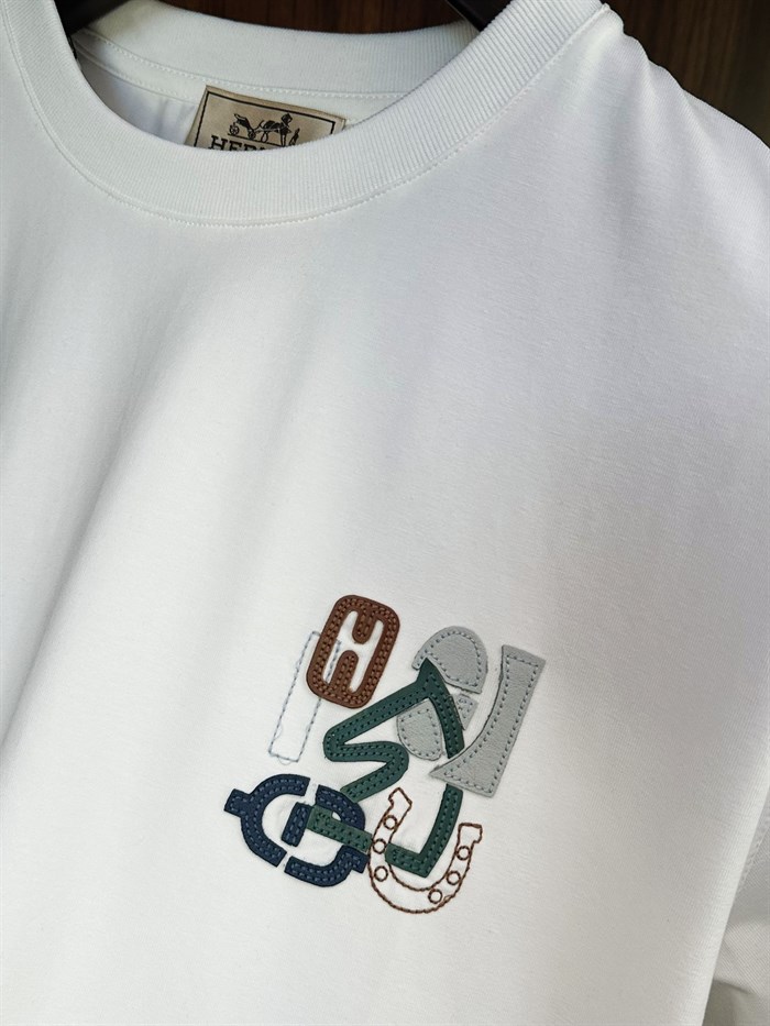 Puzzle Plastik Logo T-Shirt