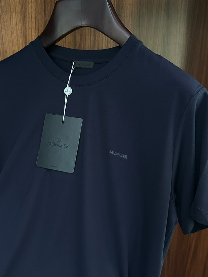 Silikon Marka Yazılı Bisiklet Yaka T-Shirt