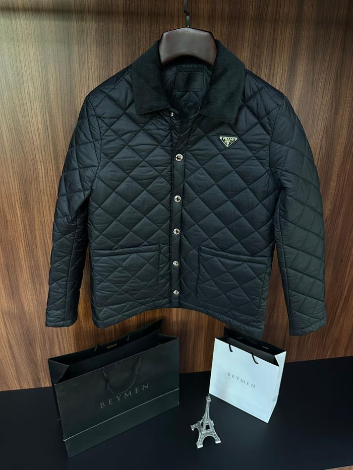 Baklava Desenli Metal Logolu Baharlık Ceket