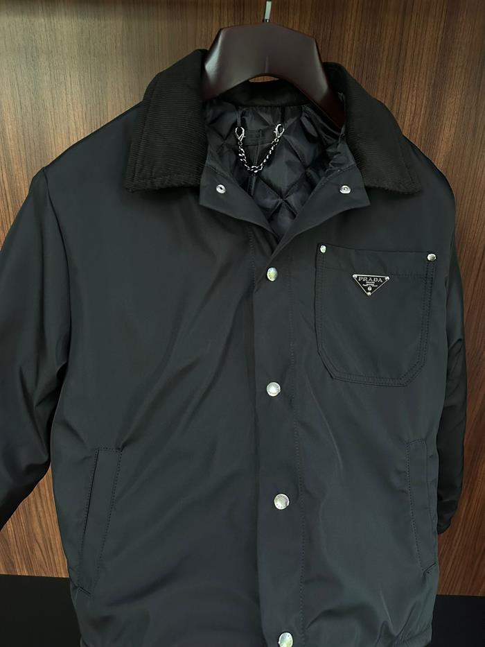 Metal Logolu Kadife Yakalı Baharlık Ceket