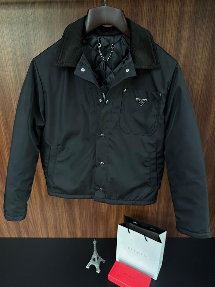 Metal Logolu Kadife Yakalı Baharlık Ceket