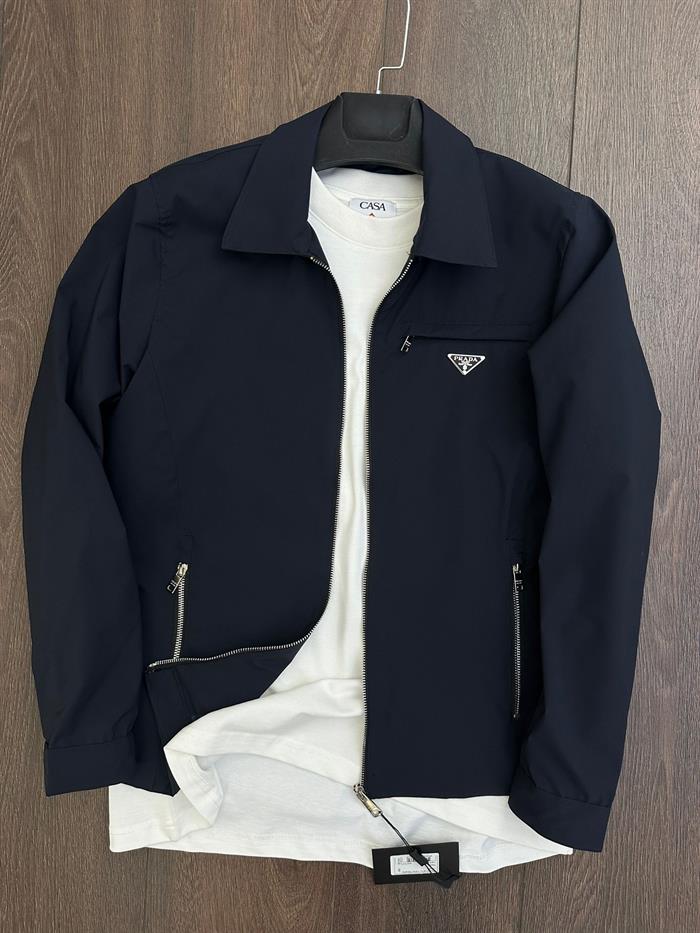 Metal Logolu Yakalı Baharlık Ceket