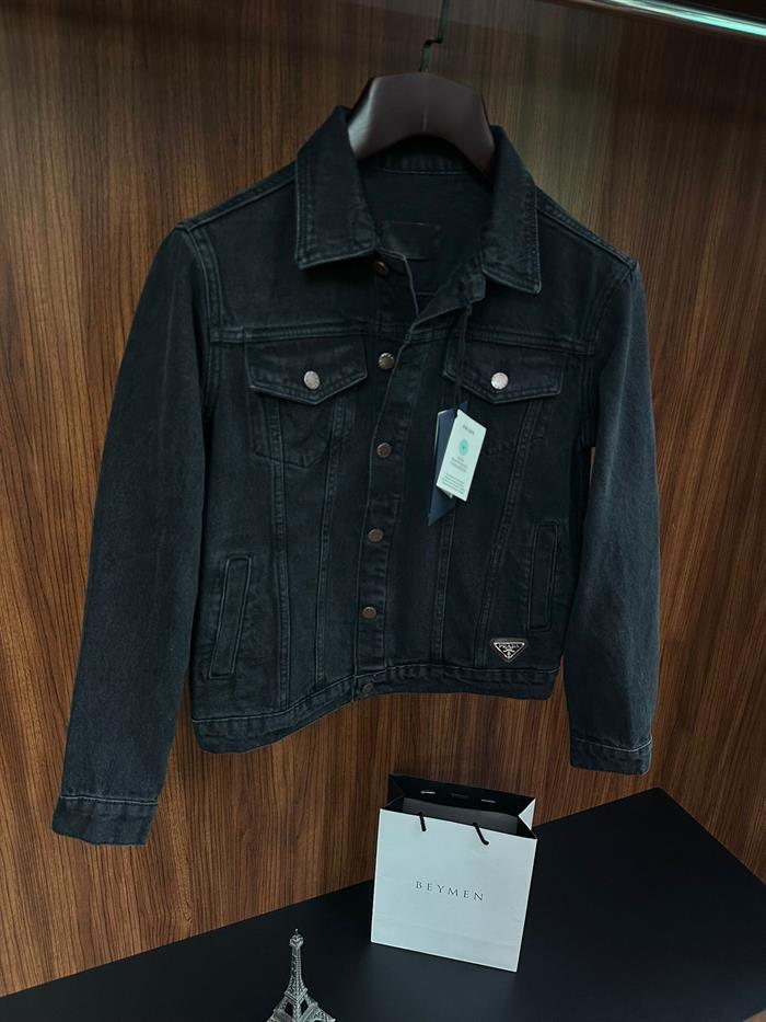 Metal Logolu Yıkama Detaylı Kot Ceket