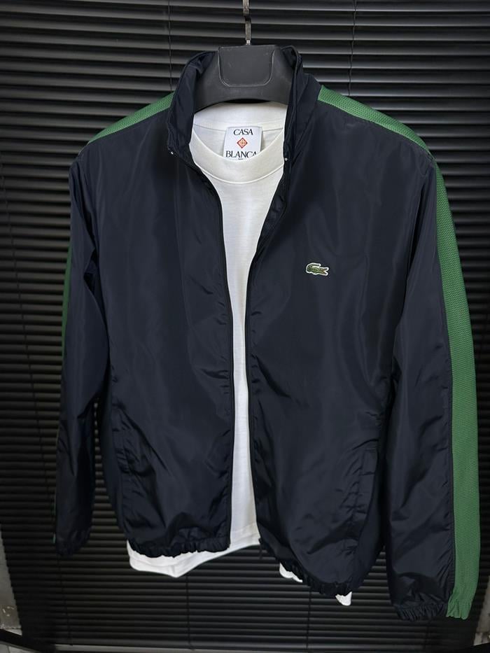 Nakış Logolu Kol Detaylı Ceket