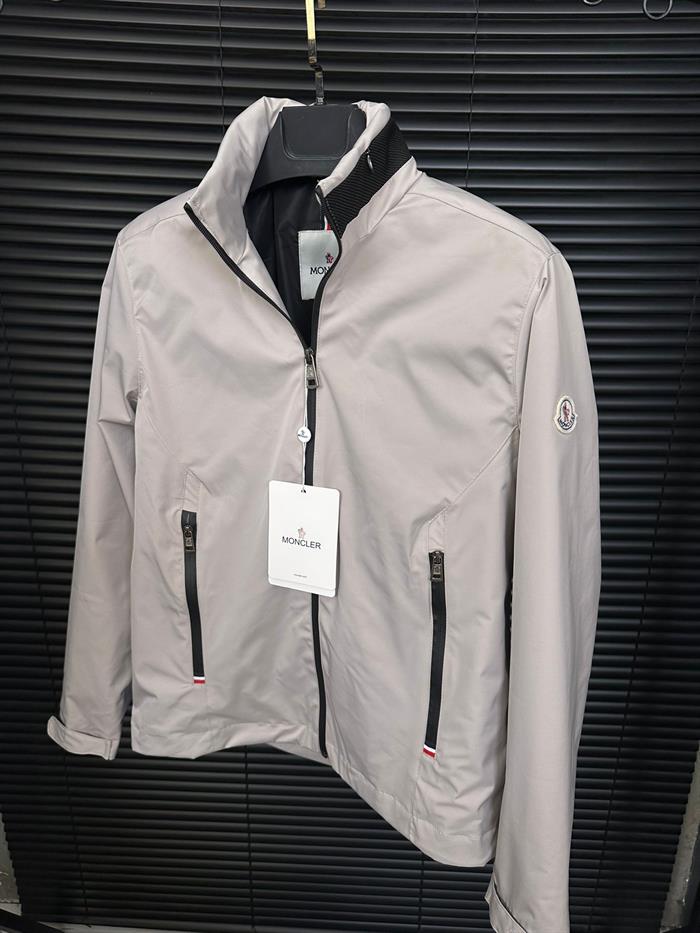 Yaka Yazılı Gizli Kapşonlu Yağmurluk