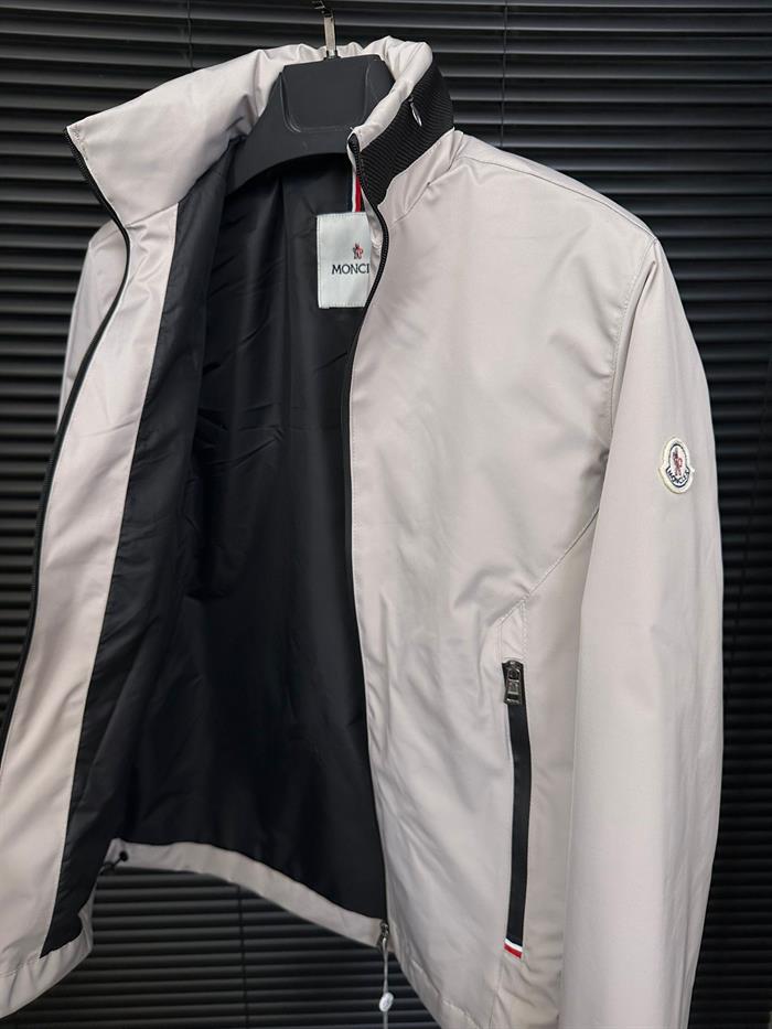 Yaka Yazılı Gizli Kapşonlu Yağmurluk