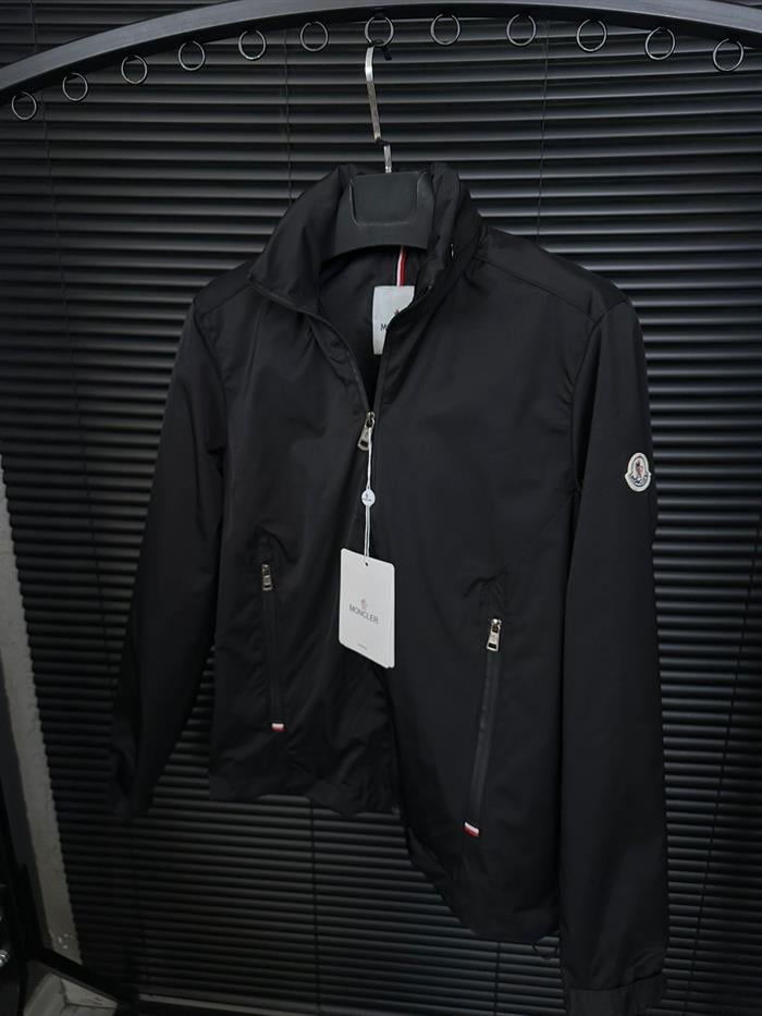 Yaka Yazılı Gizli Kapşonlu Yağmurluk