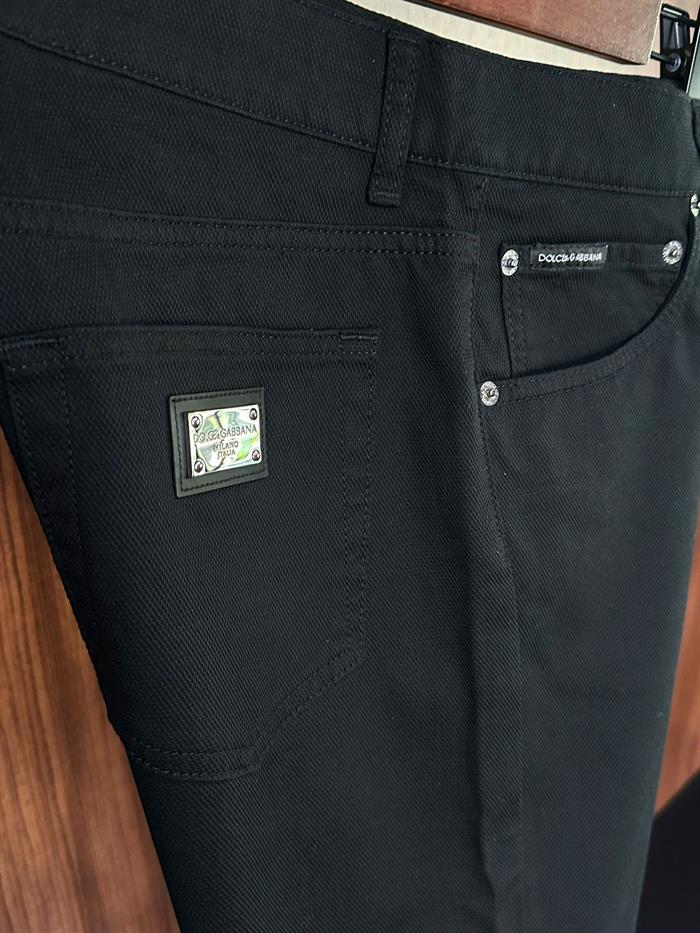 Arka Cep Metal Logo Detaylı Pantolon
