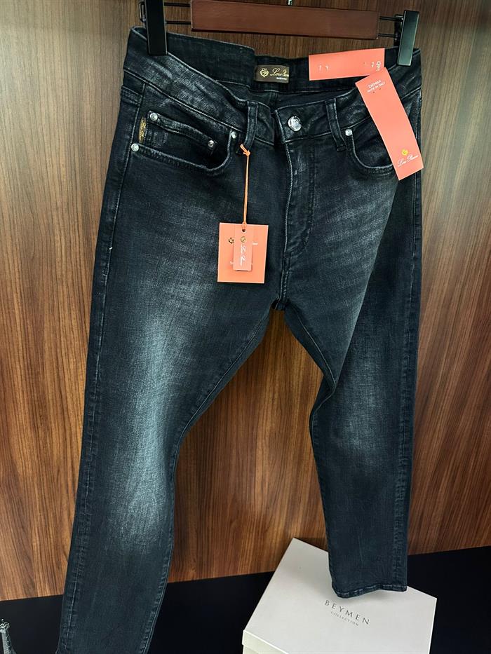 Metal Logolu Likralı Jean